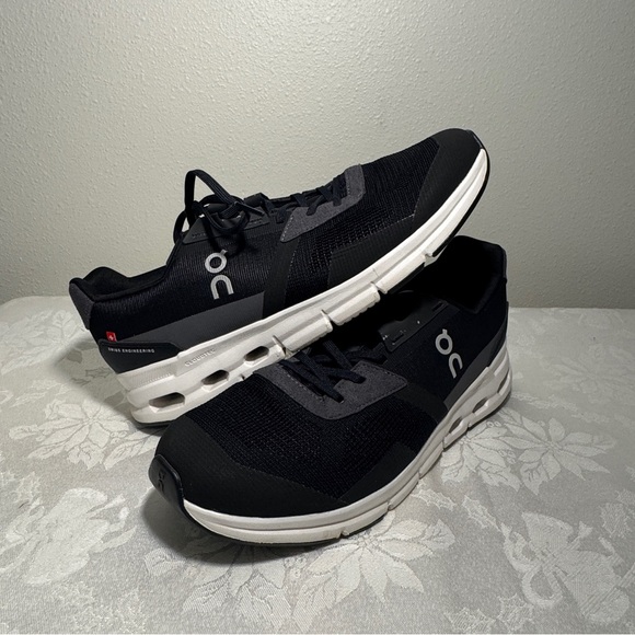 On Running Cloudrift Running Shoe Men’s 9 Black/White Like New - Picture 3 of 15